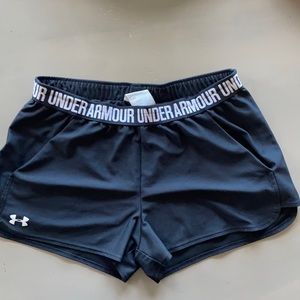 Under Armor heat gear athletic shorts. Size XL